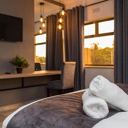 N1 Hotel Rotten Row Harare Eksteriør bilde