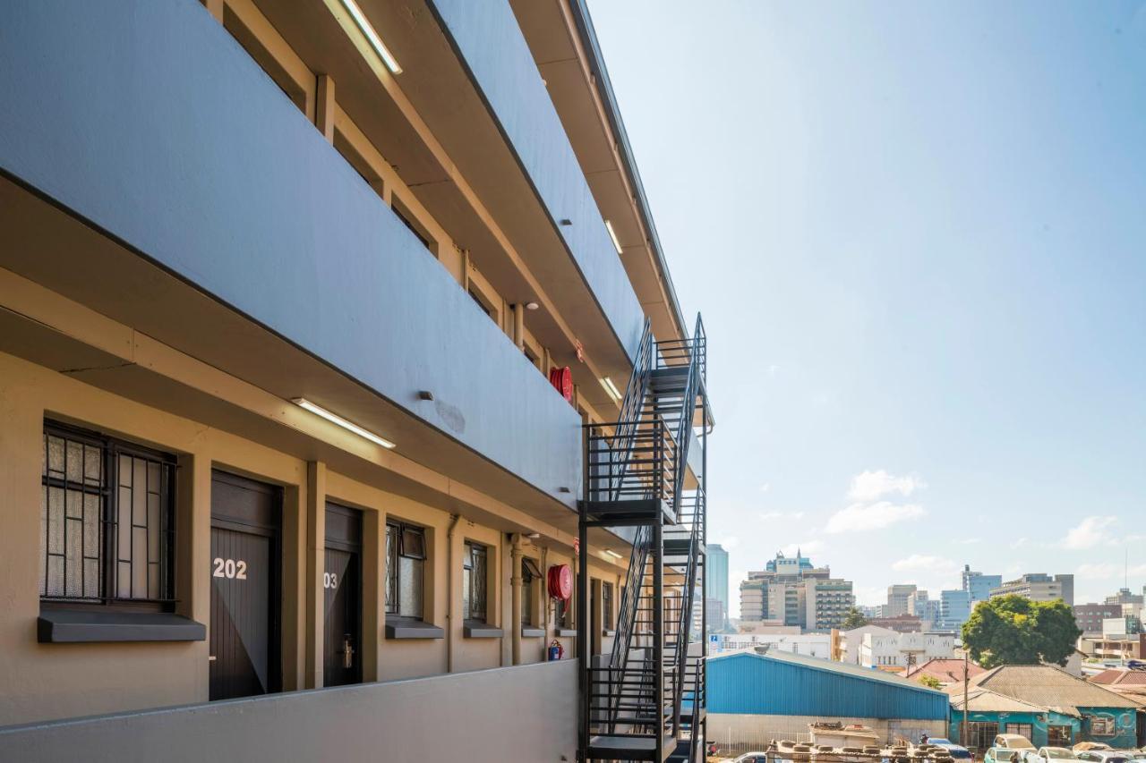 N1 Hotel Rotten Row Harare Eksteriør bilde