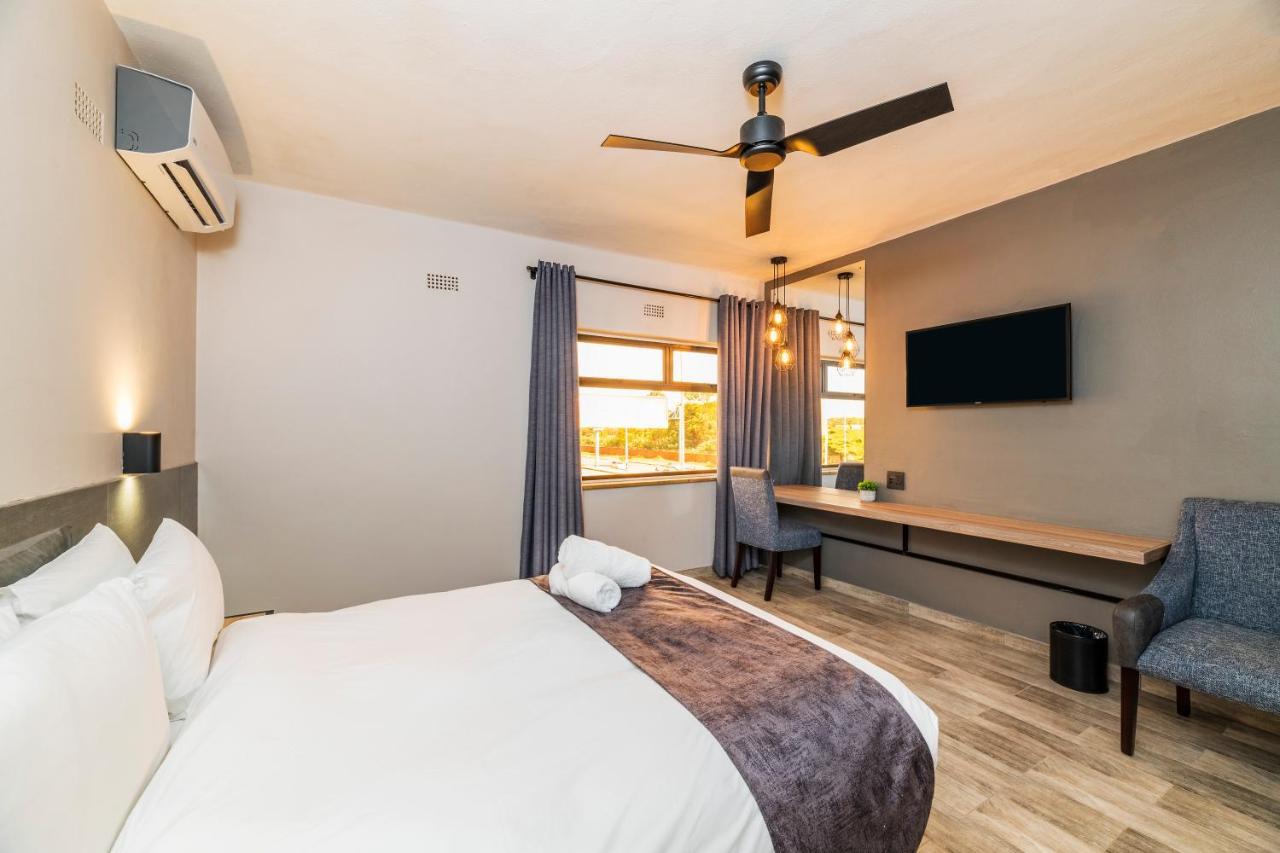 N1 Hotel Rotten Row Harare Eksteriør bilde
