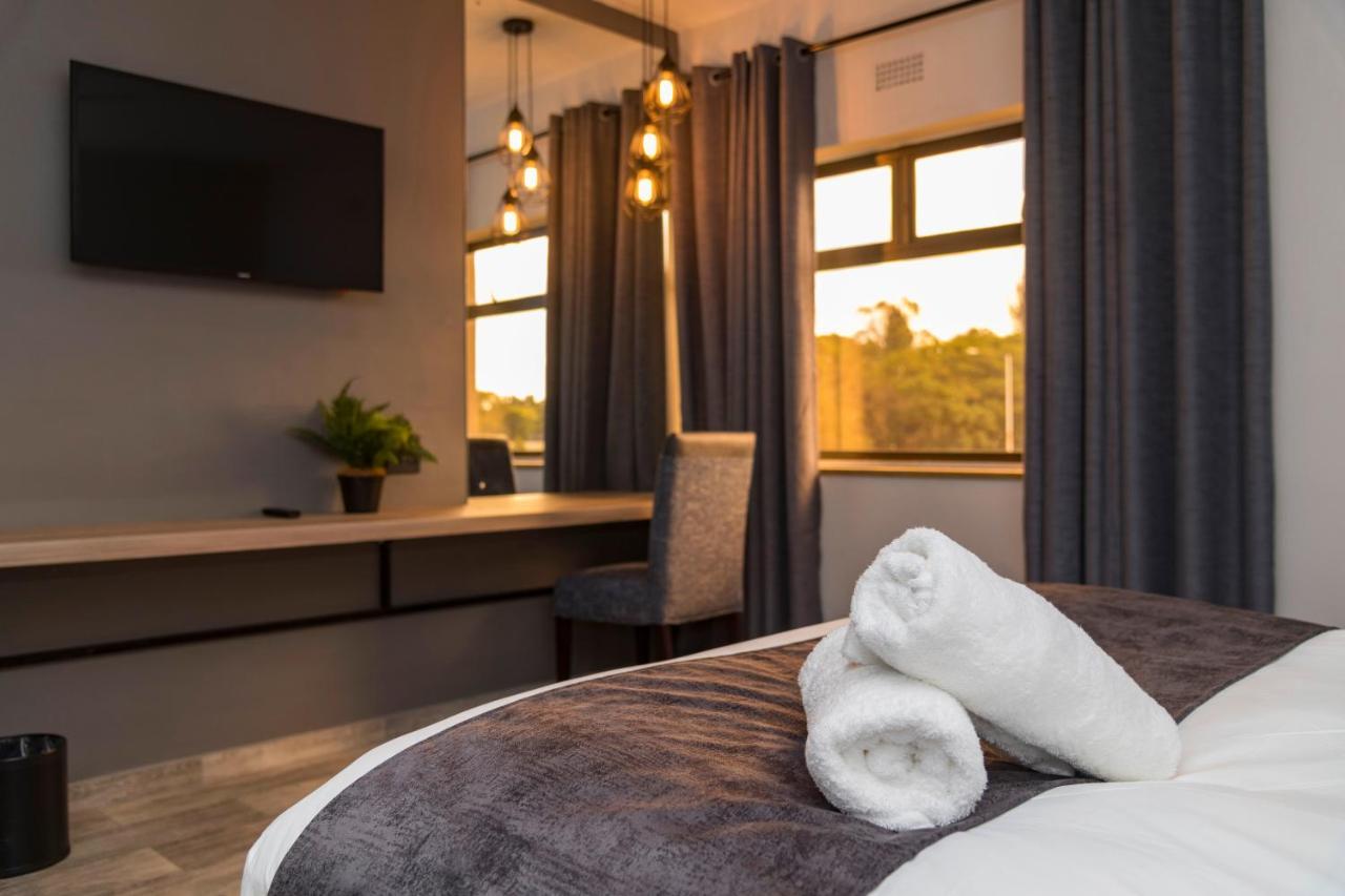 N1 Hotel Rotten Row Harare Eksteriør bilde
